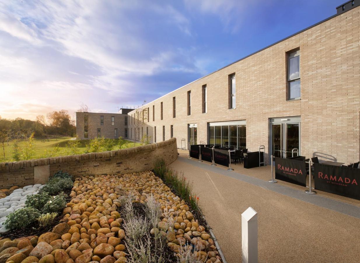Ramada By Wyndham Leeds East Leeds (West Yorkshire) Exterior foto