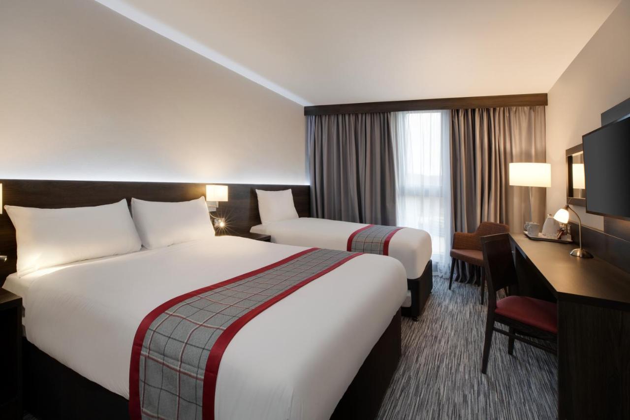 Ramada By Wyndham Leeds East Leeds (West Yorkshire) Exterior foto